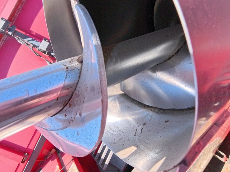 2012-massey-ferguson-9520-image-108