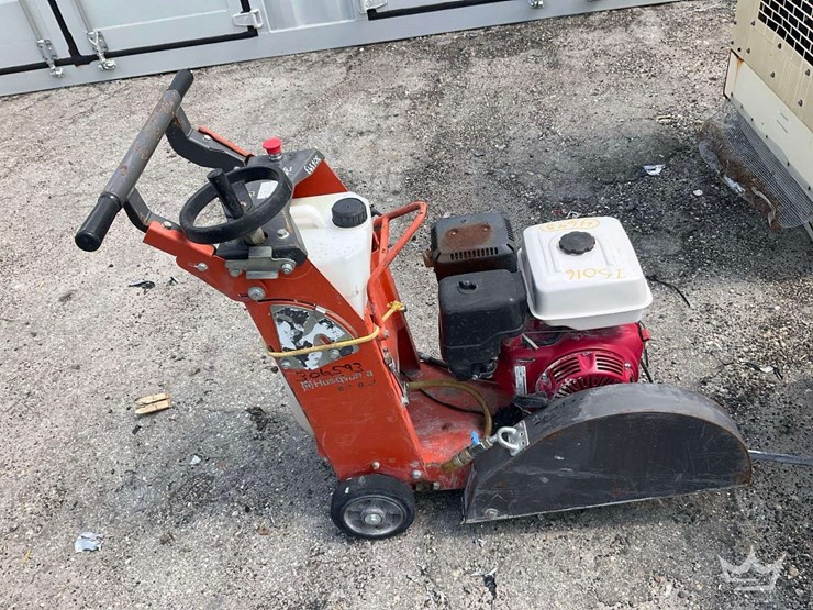 2017-husqvarna-fs400lv-walk-behind-concrete-cutter-image-1