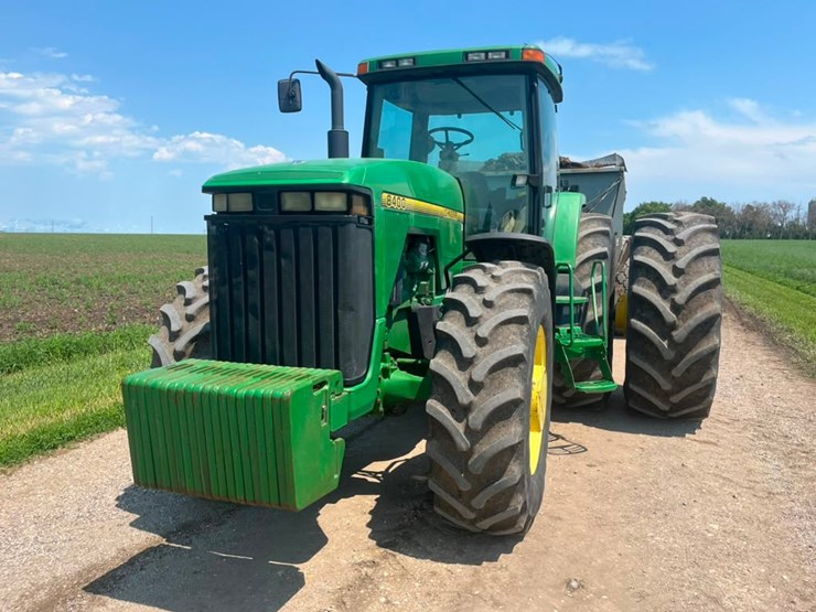 john-deere-8400-image-17