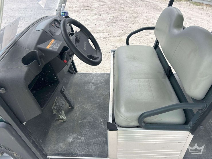 2019-club-car-carryall-transporter-electric-utility-cart-image-15