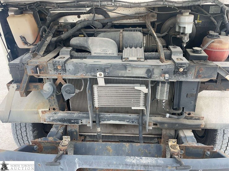 2009-ford-e-series-s/a-step-van-image-10