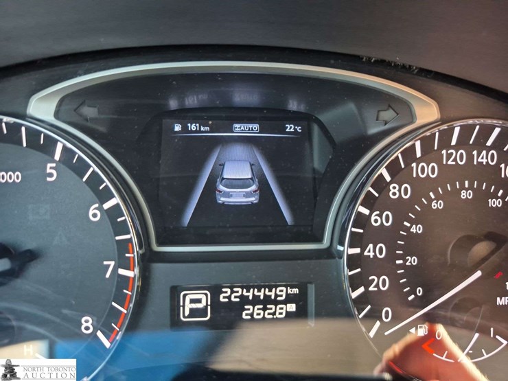 2014-nissan-pathfinder-image-19