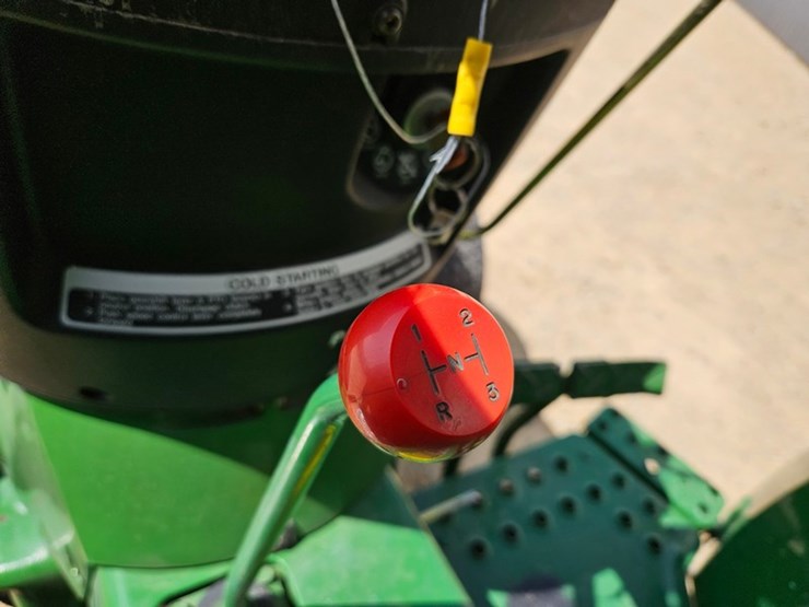 john-deere-1070-image-33