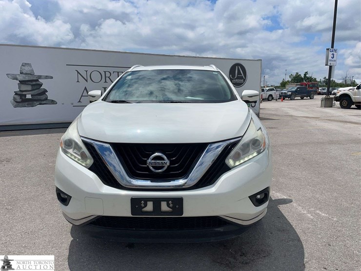 2016-nissan-murano-image-2