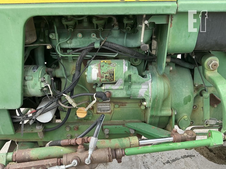 1988-john-deere-1050-image-13
