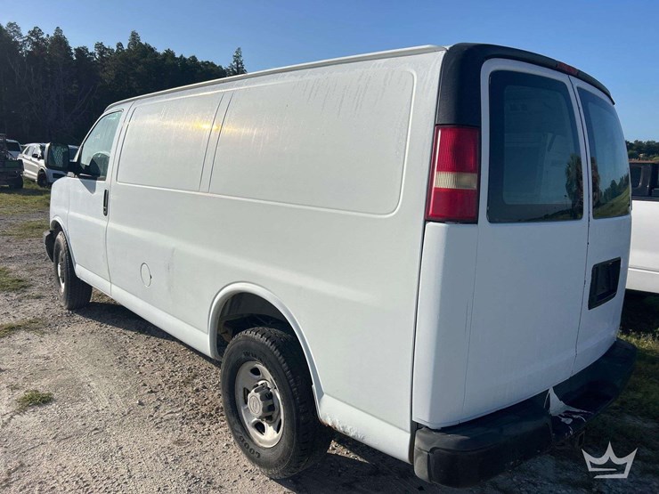 2007-chevrolet-express-2500-image-4