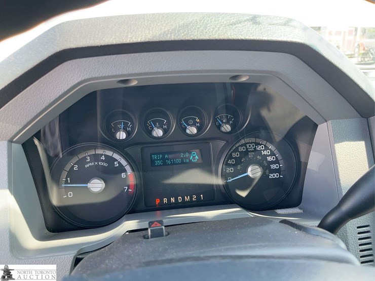 2011-ford-f350-image-12