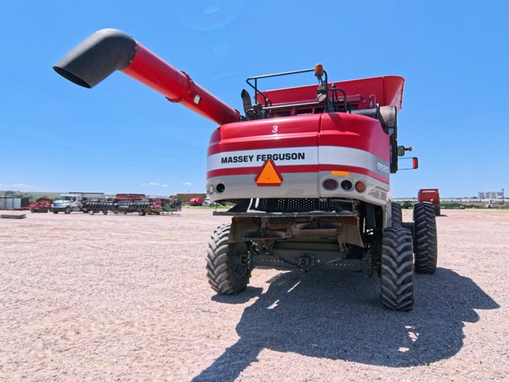 2012-massey-ferguson-9520-image-4
