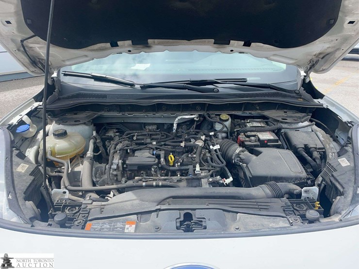 2021-ford-escape-image-10