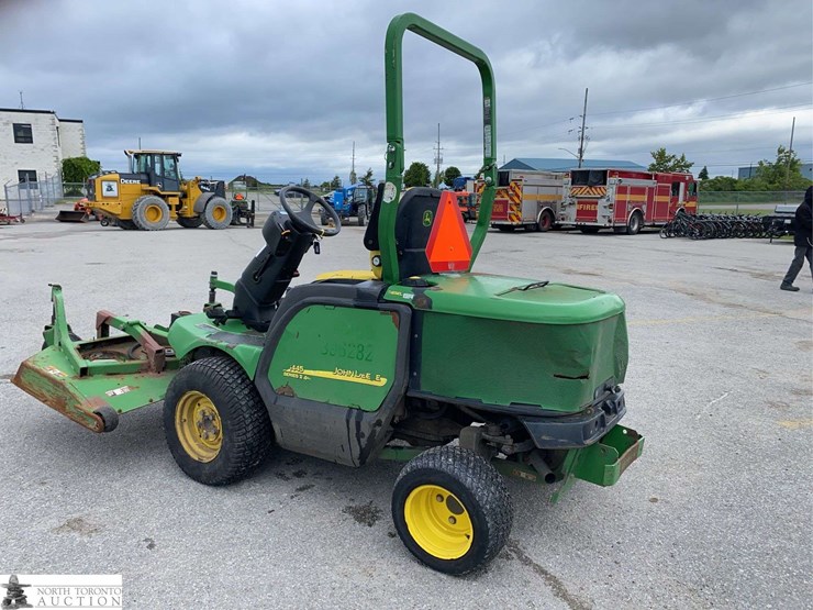 2010-john-deere-1445-image-7