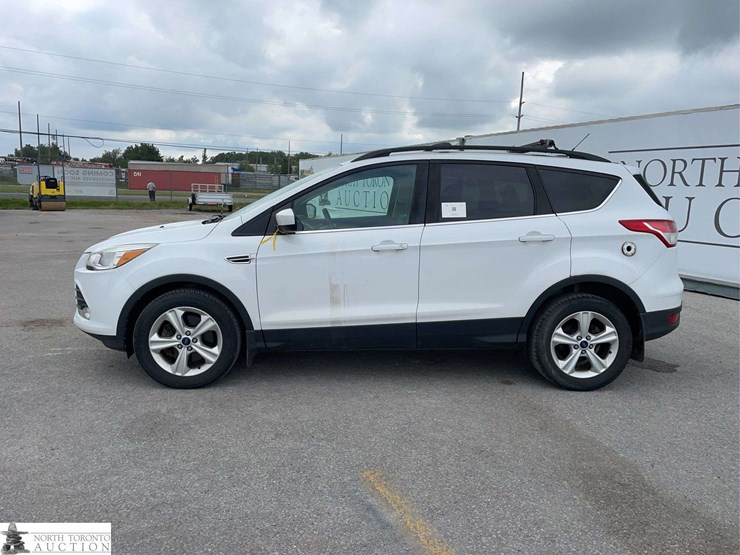 2016-ford-escape-image-8