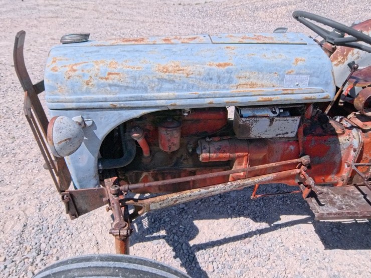 ford-8n-image-11