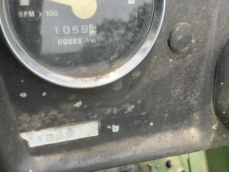 1988-john-deere-1050-image-12