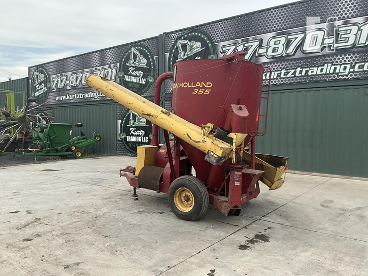 new-holland-355-image-2