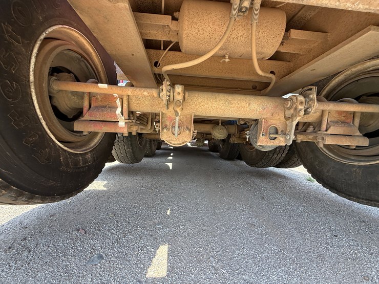1982-aztec-50’-x-108”-4-axle-mech-rgn-lowboy-trailer-image-6