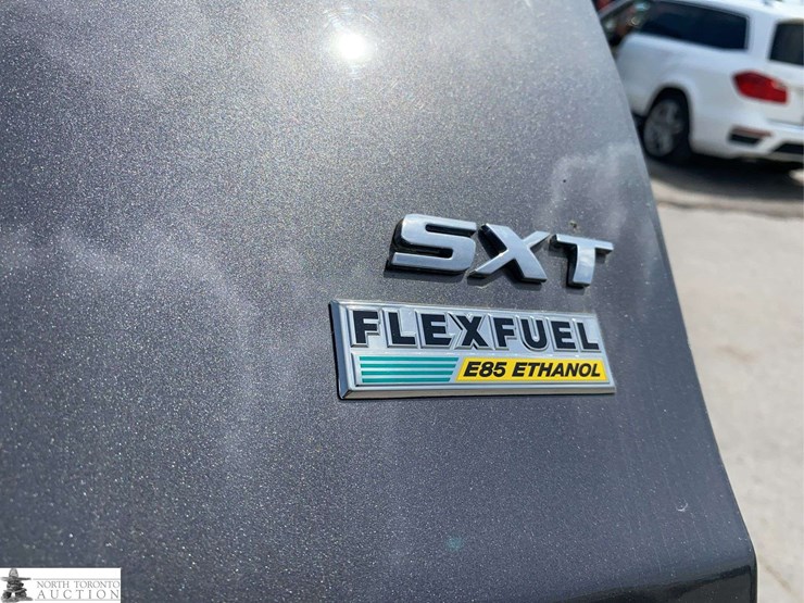 2017-dodge-grand-caravan-sxt-image-18