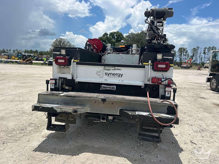 2019-ford-f550-image-35