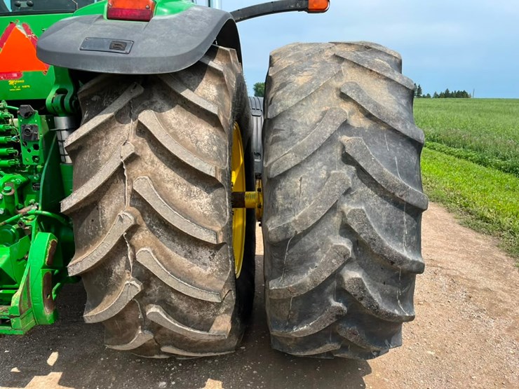 john-deere-8330-image-31