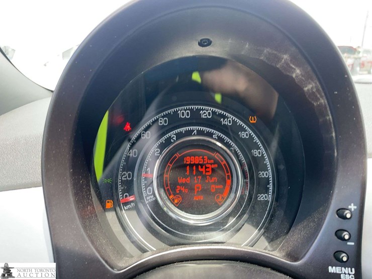 2012-fiat-500-image-12
