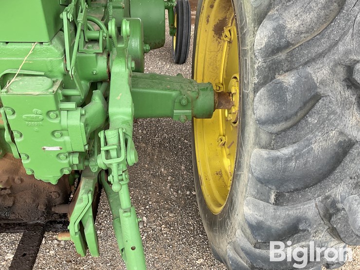 1958-john-deere-720-image-15
