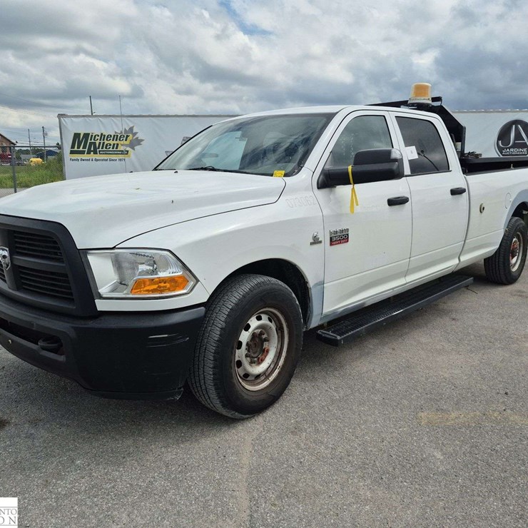 2012 DODGE 3500