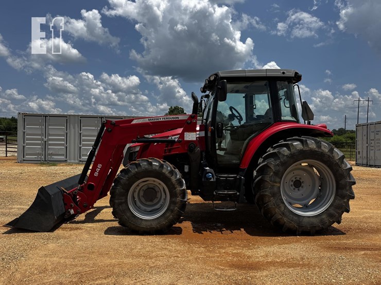 2015-massey-ferguson-5613-image-2