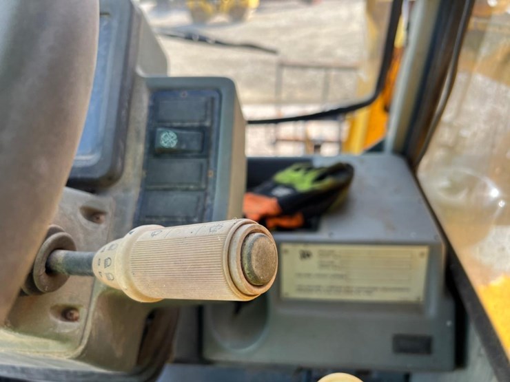 jcb-506b-image-23
