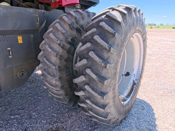 2012-massey-ferguson-9520-image-136