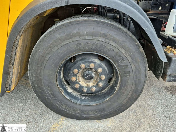 2018-mack-lr633-t/a-refuse-truck-image-22