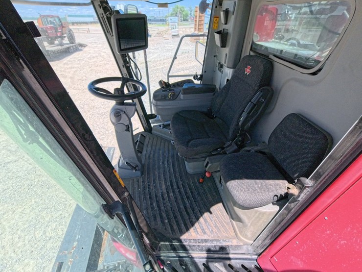 2012-massey-ferguson-9520-image-36