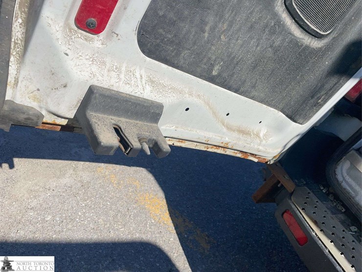 2018-ford-transit-image-31