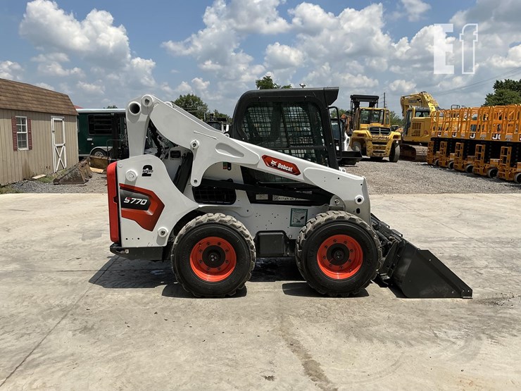 2024-bobcat-s770-image-5