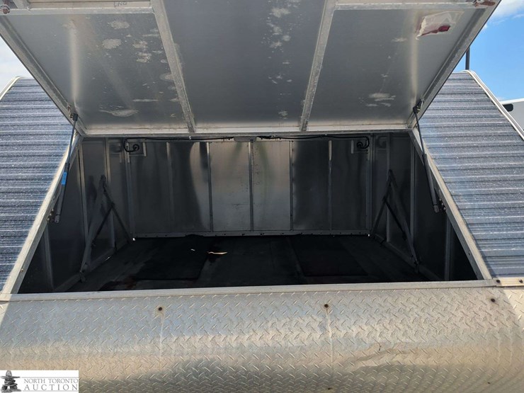 2013-l&b-moore-s/a-enclosed-trailer-image-14