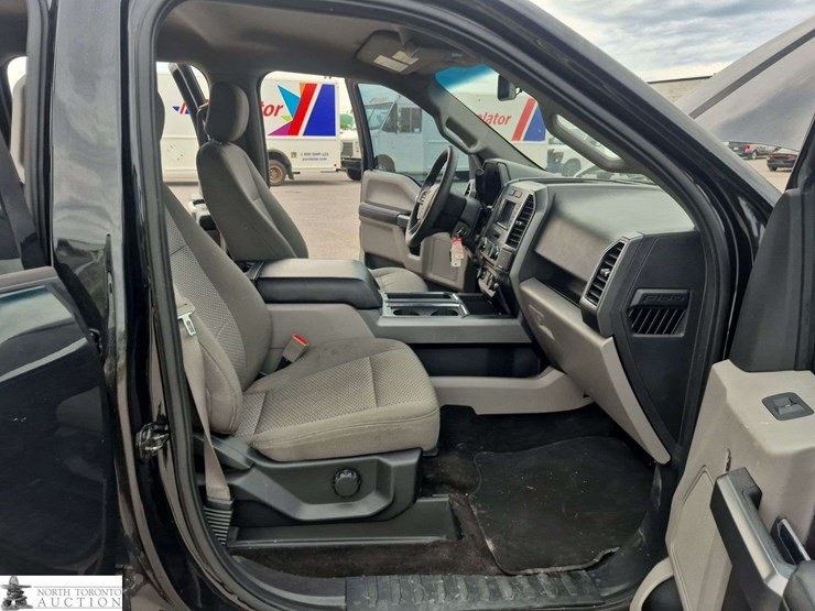 2018-ford-f150-image-27