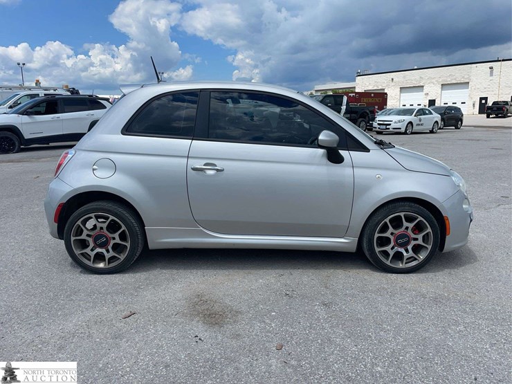 2012-fiat-500-image-4