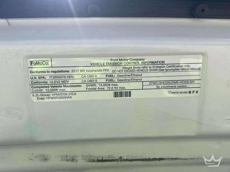 2017-ford-e350-image-9