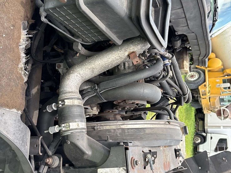2013-international-durastar-4300-image-26