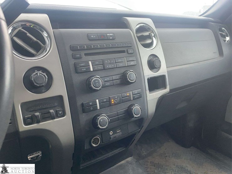 2011-ford-f150-image-13