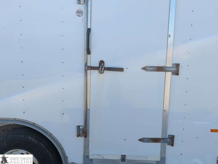 2013-rc-trailers-t/a-enclosed-trailer-image-16