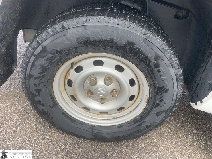 2016-dodge-1500-image-26