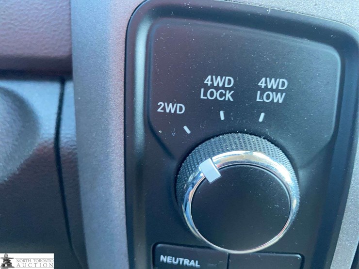 2016-dodge-1500-image-17