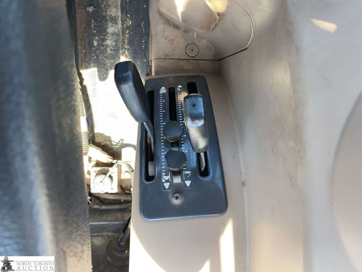 kubota-m7040-image-16