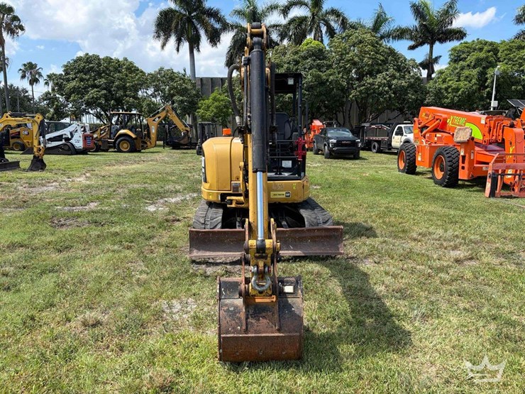 2016-caterpillar-305e2-image-8