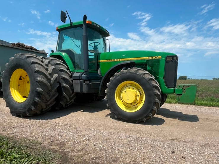 john-deere-8400-image-13