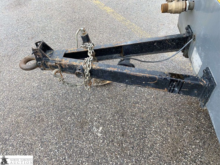 2012-atlas-copco-375-cfm-image-19
