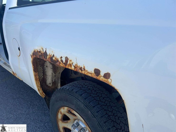 2015-chevrolet-silverado-1500-image-34