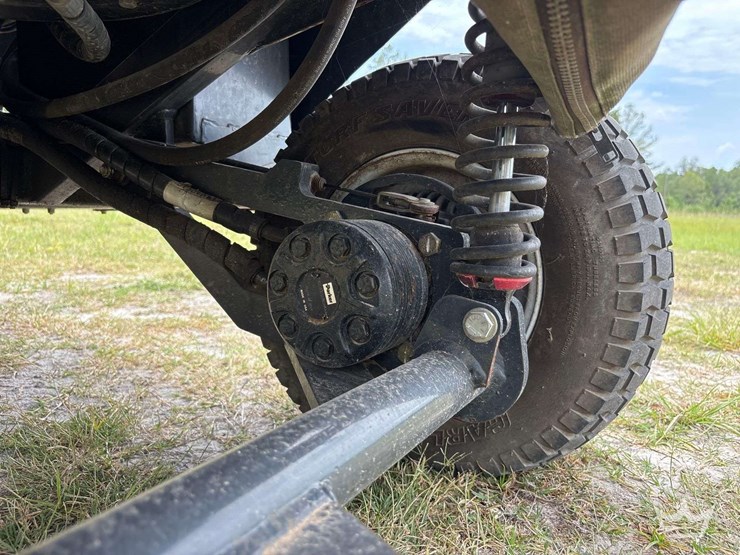 2019-madvac-lr50-ride-on-litter-vacuum-image-40
