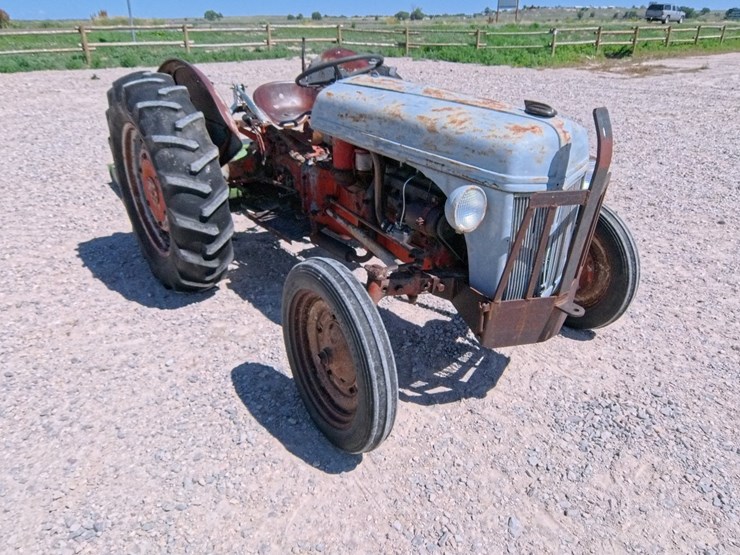 ford-8n-image-8