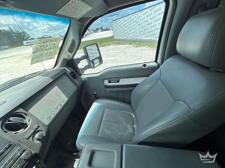 2015-ford-f350-image-22