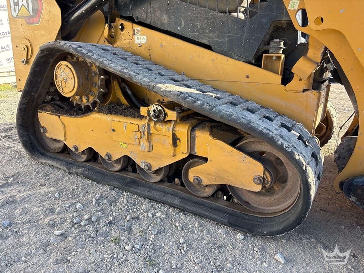 2021-caterpillar-259d3-image-37